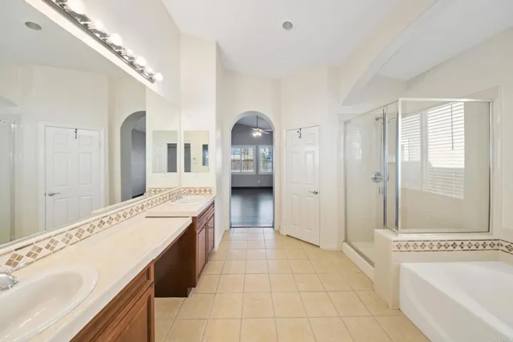37105 Almond Circle, Murrieta, California 92563