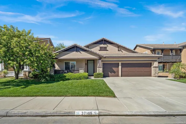 37105 Almond Circle, Murrieta, California 92563