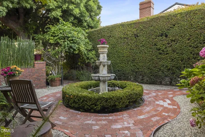 Entry Courtyard