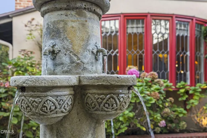 Entry Courtyard