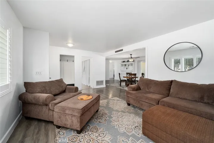 9550 Carmelita Avenue, Atascadero, California 93422