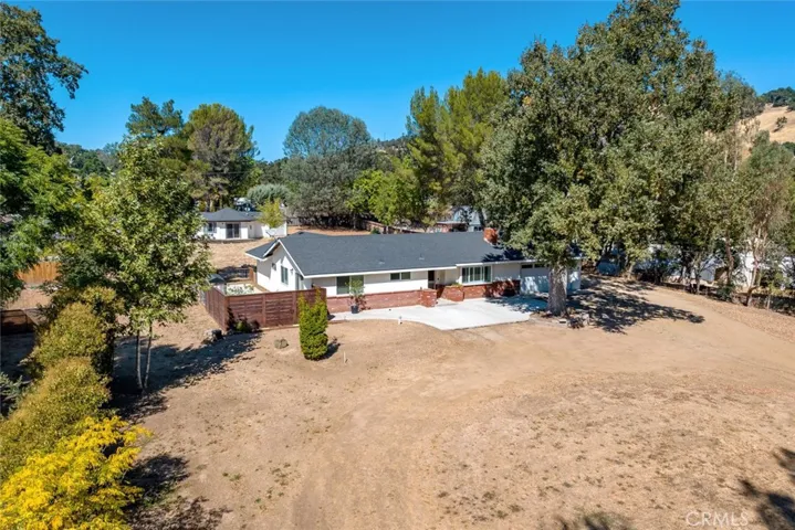 9550 Carmelita Avenue, Atascadero, California 93422