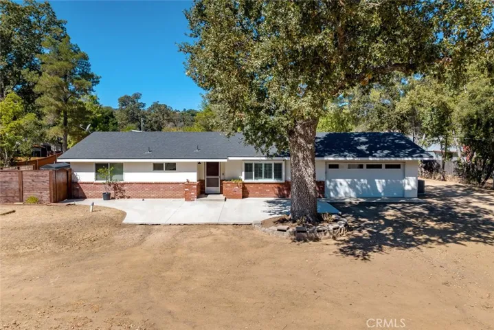 9550 Carmelita Avenue, Atascadero, California 93422
