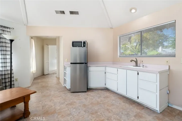 9550 Carmelita Avenue, Atascadero, California 93422