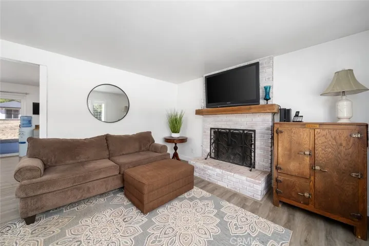 9550 Carmelita Avenue, Atascadero, California 93422