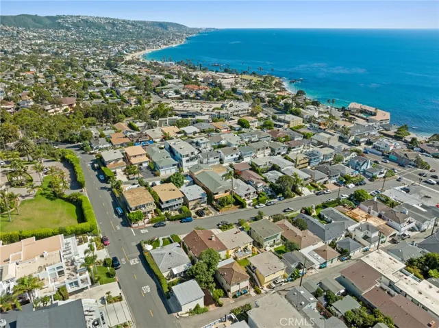 298 Beverly Street, Laguna Beach, California 92651