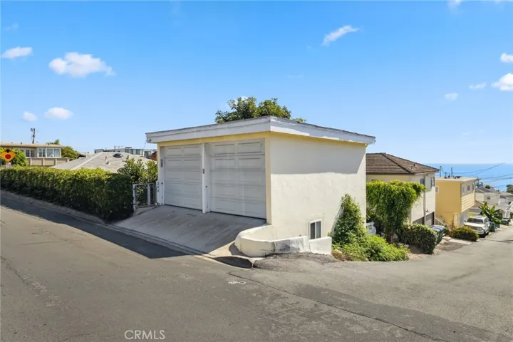 298 Beverly Street, Laguna Beach, California 92651