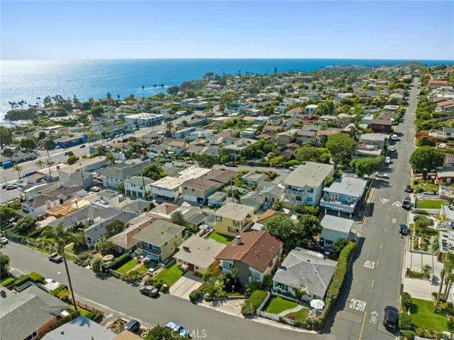 298 Beverly Street, Laguna Beach, California 92651