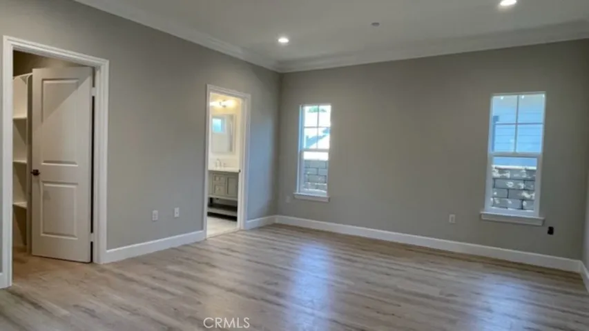 233 W Commercial Street, San Dimas, California 91773