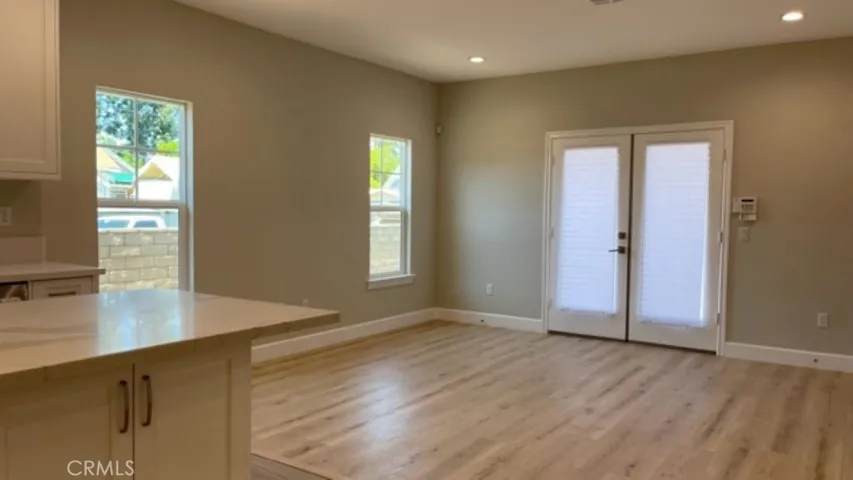 233 W Commercial Street, San Dimas, California 91773