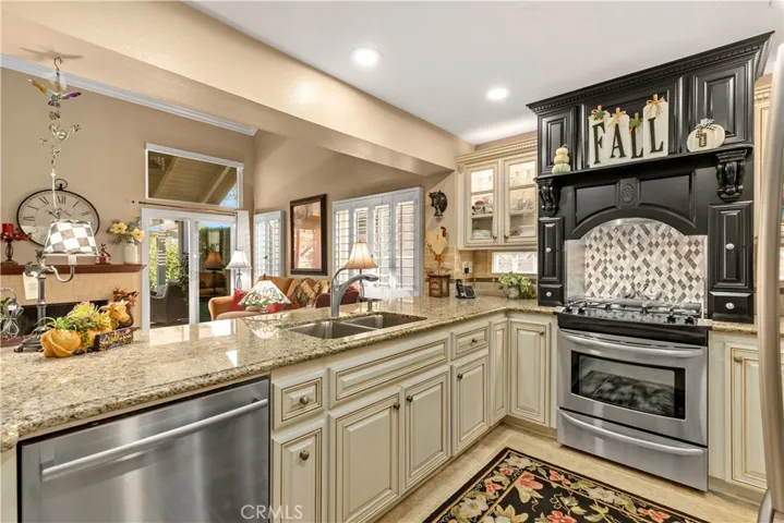 1287 Fairway Oaks Avenue, Banning, California 92220