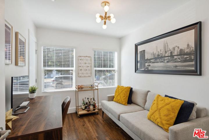 3820 S Muirfield Road, Los Angeles, California 90008