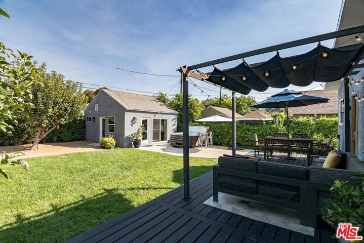 3820 S Muirfield Road, Los Angeles, California 90008