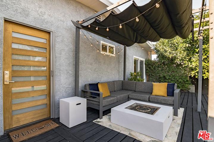 3820 S Muirfield Road, Los Angeles, California 90008