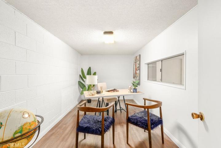 9731 Via Roma, Los Angeles, California 91504