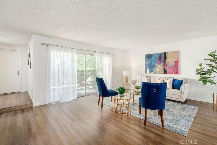 9731 Via Roma, Los Angeles, California 91504