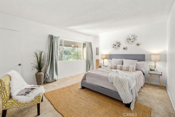 9731 Via Roma, Los Angeles, California 91504