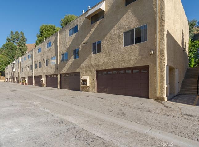 9731 Via Roma, Los Angeles, California 91504