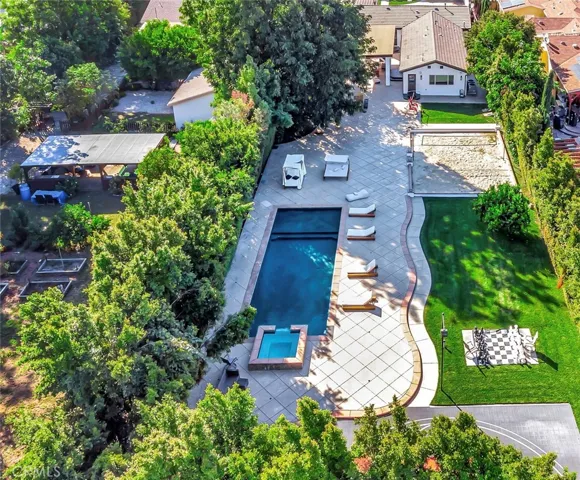 6050 Corbin Avenue, Tarzana, California 91356
