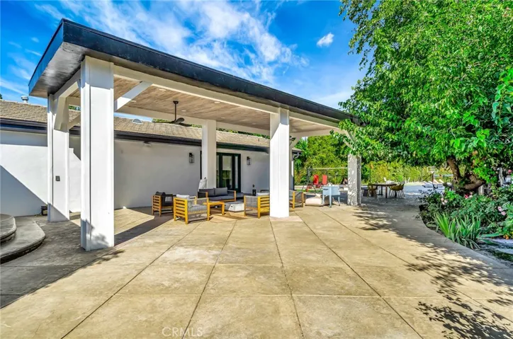 6050 Corbin Avenue, Tarzana, California 91356