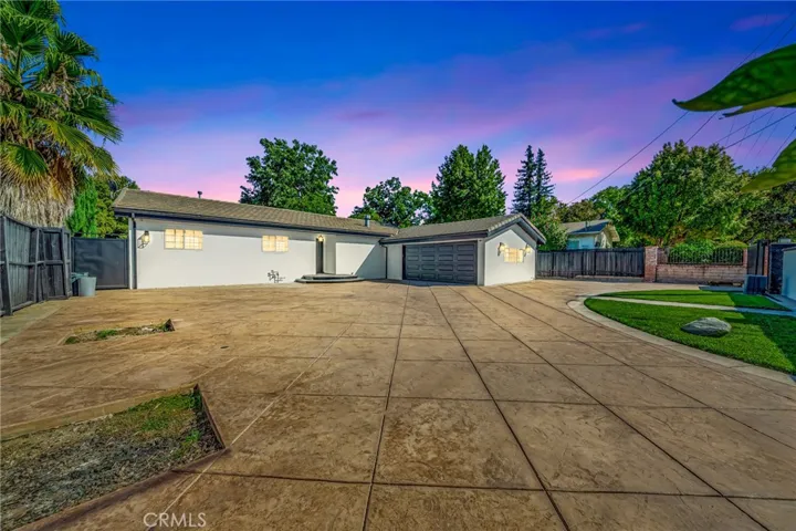 6050 Corbin Avenue, Tarzana, California 91356