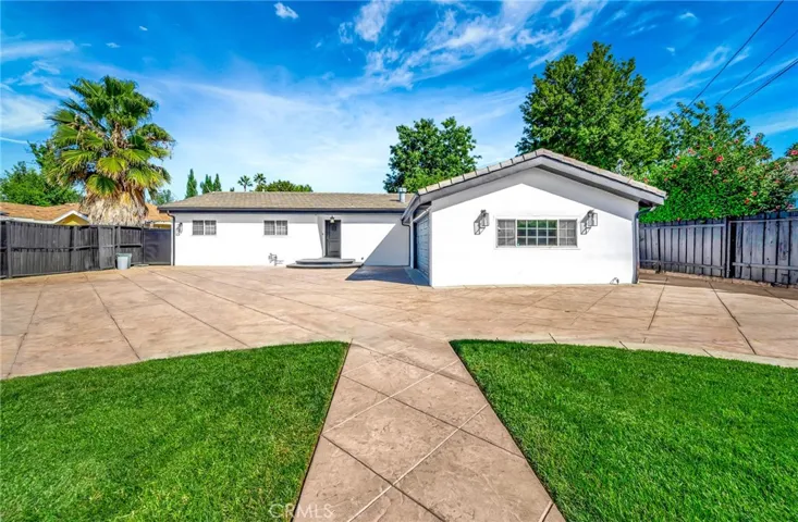 6050 Corbin Avenue, Tarzana, California 91356