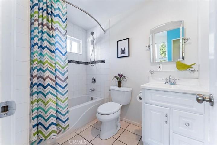 En suite bath