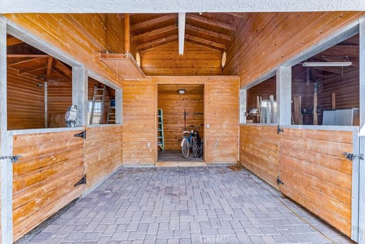 Tongue-in-groove 2 stall barn