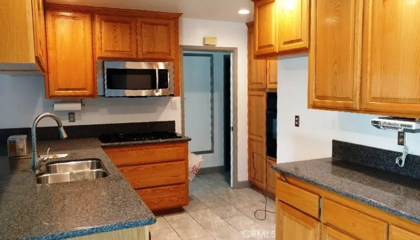 9572 Teal Avenue, Garden Grove, California 92844