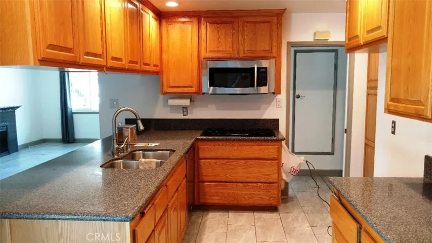 9572 Teal Avenue, Garden Grove, California 92844