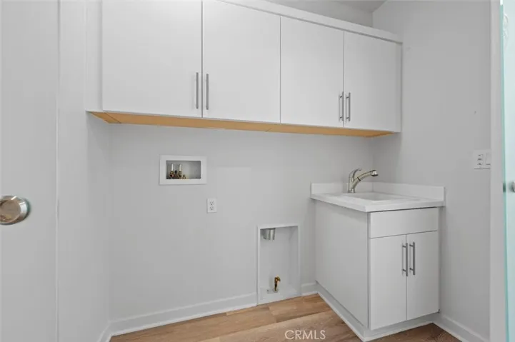 2nd Floor Laundry Area