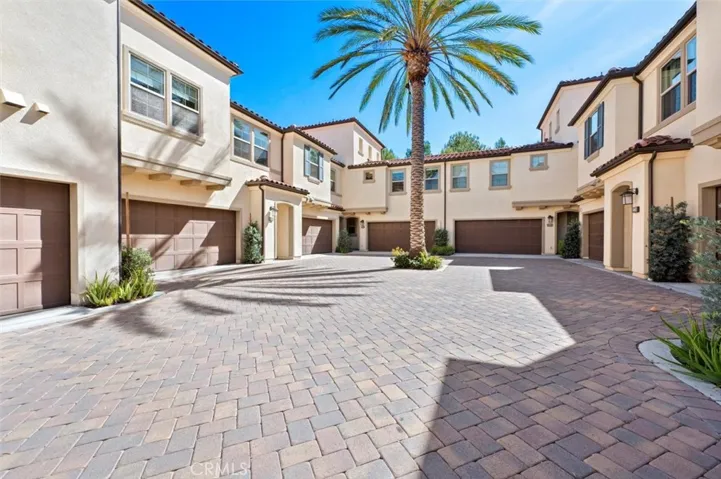 220 Finch, Lake Forest, California 92630