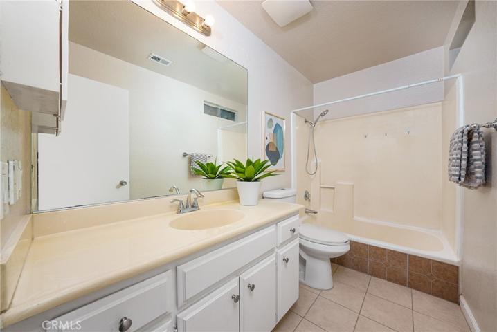 15810 Singing Woods Road, La Puente, California 91744