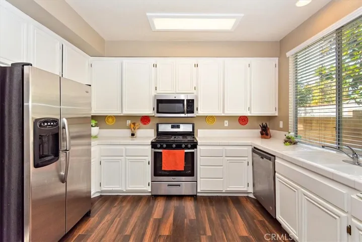 5538 Hunt Club Drive, Fontana, California 92336