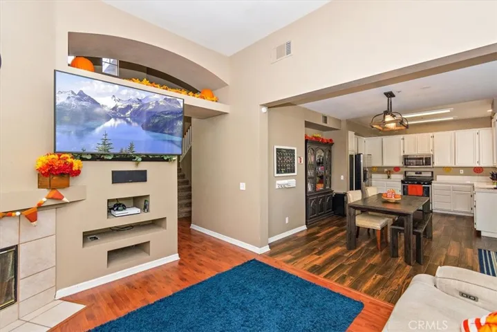5538 Hunt Club Drive, Fontana, California 92336