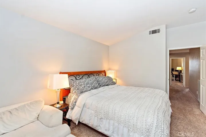 5538 Hunt Club Drive, Fontana, California 92336