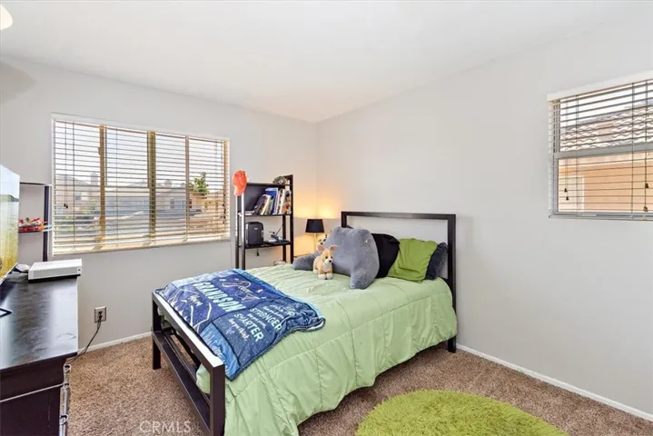 5538 Hunt Club Drive, Fontana, California 92336
