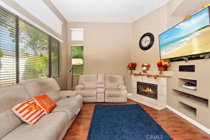 5538 Hunt Club Drive, Fontana, California 92336