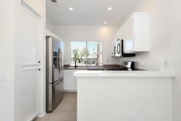 KITCHEN-9