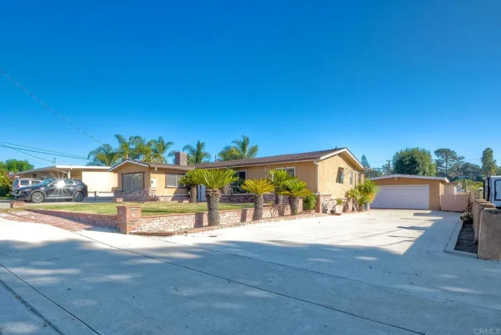 1134 Olive Avenue, Vista, California 92083