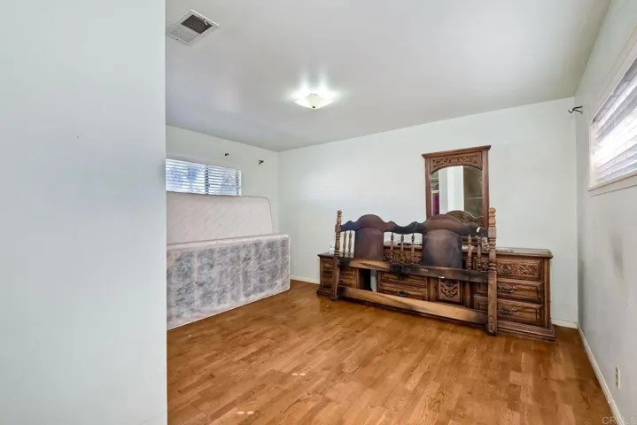 1134 Olive Avenue, Vista, California 92083