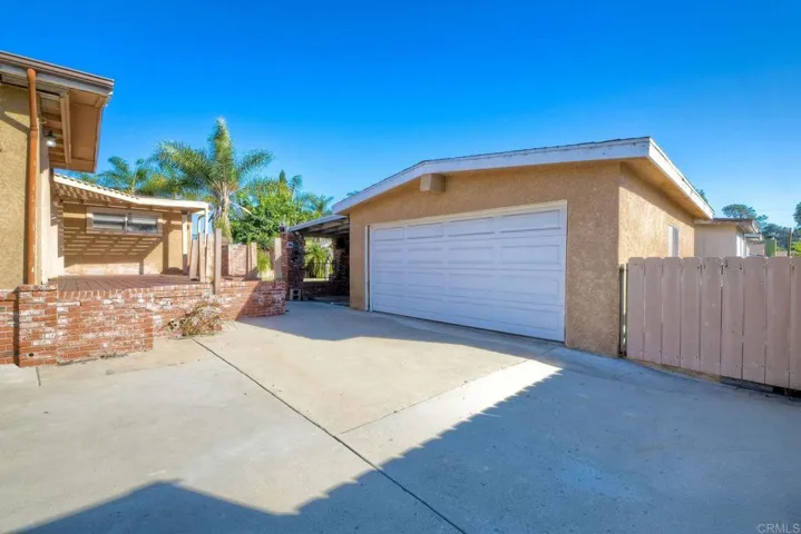1134 Olive Avenue, Vista, California 92083