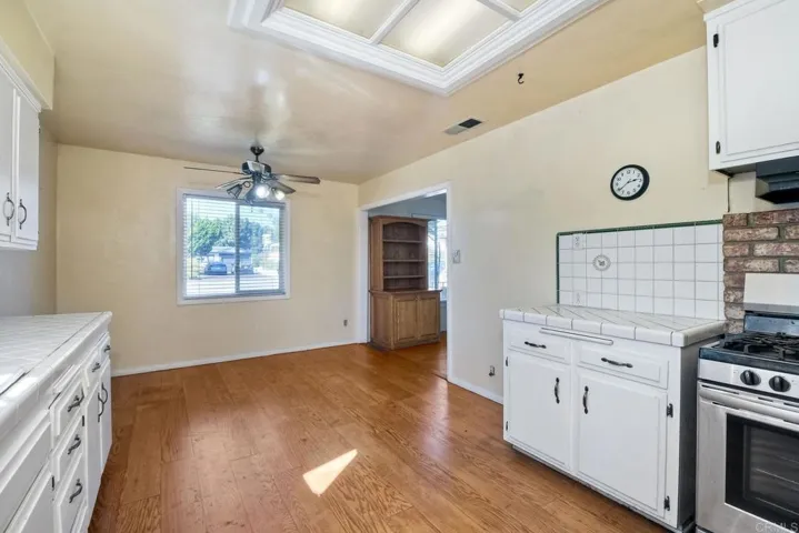 1134 Olive Avenue, Vista, California 92083
