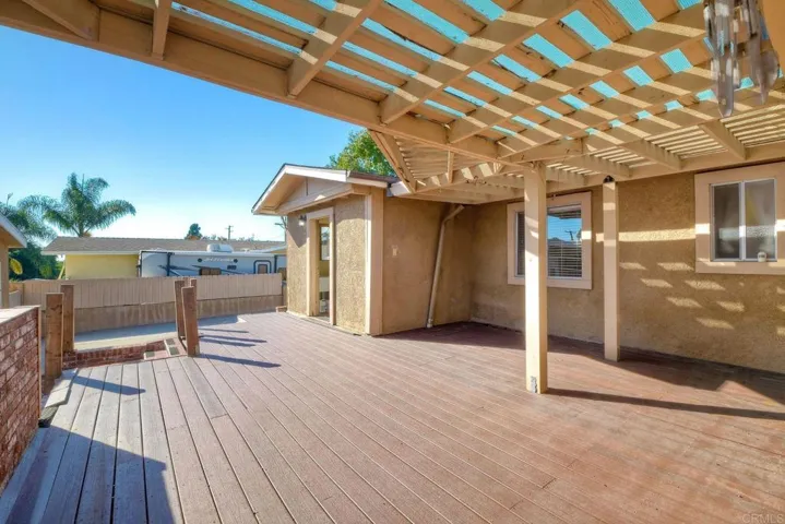 1134 Olive Avenue, Vista, California 92083