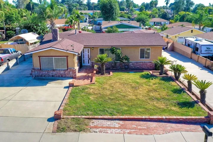 1134 Olive Avenue, Vista, California 92083