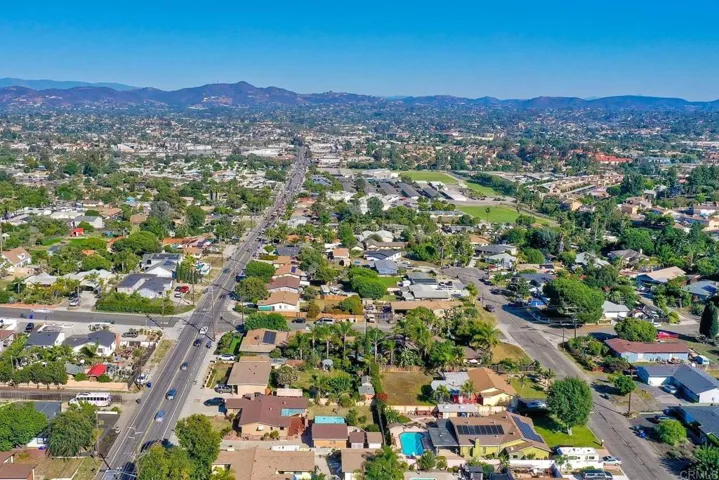 1134 Olive Avenue, Vista, California 92083