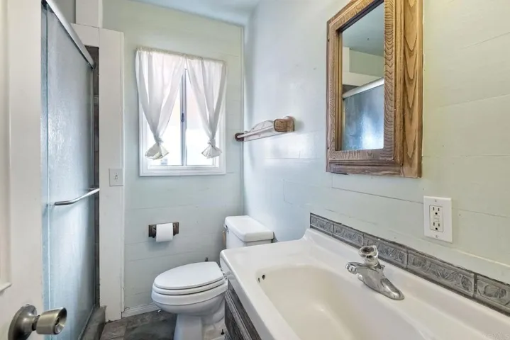1134 Olive Avenue, Vista, California 92083