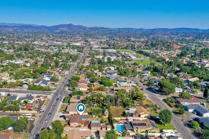 1134 Olive Avenue, Vista, California 92083