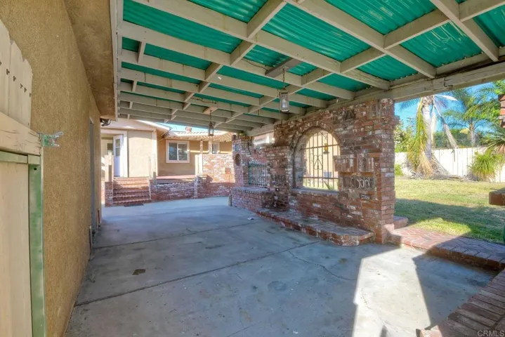1134 Olive Avenue, Vista, California 92083