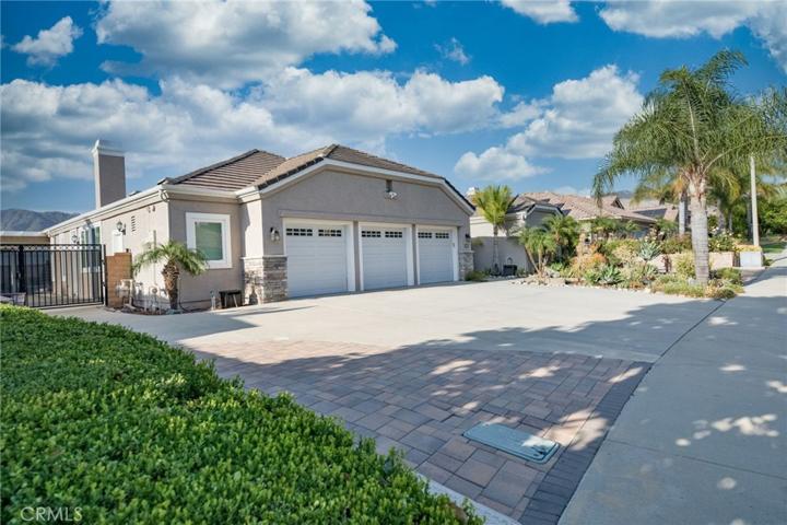 1027 Stonehedge Drive, Glendora, California 91740